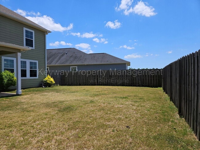 Building Photo - 905 Glenhaven Dr