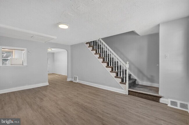 Building Photo - 243 W 22nd St