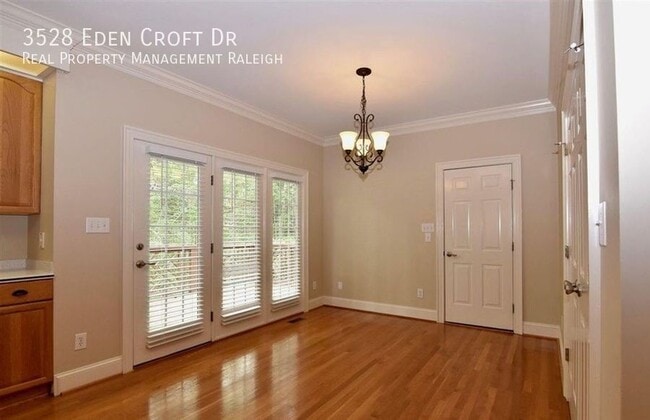 Building Photo - 3528 Eden Croft Dr