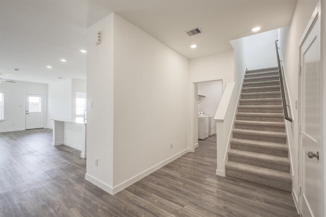 Building Photo - 3918 Windy Whisper Dr