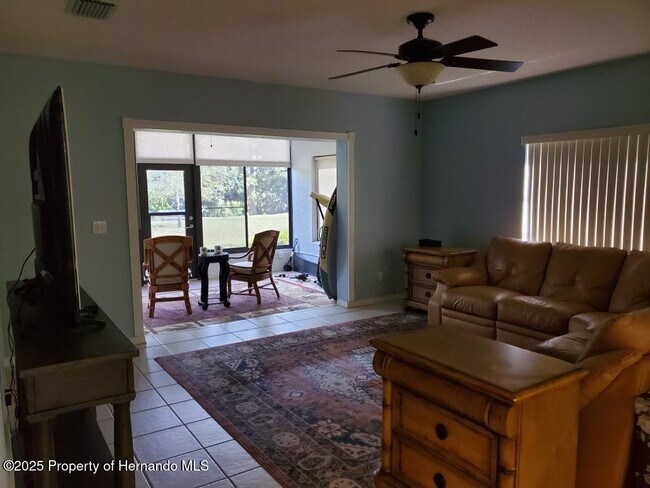 Building Photo - 6630 River Run Blvd