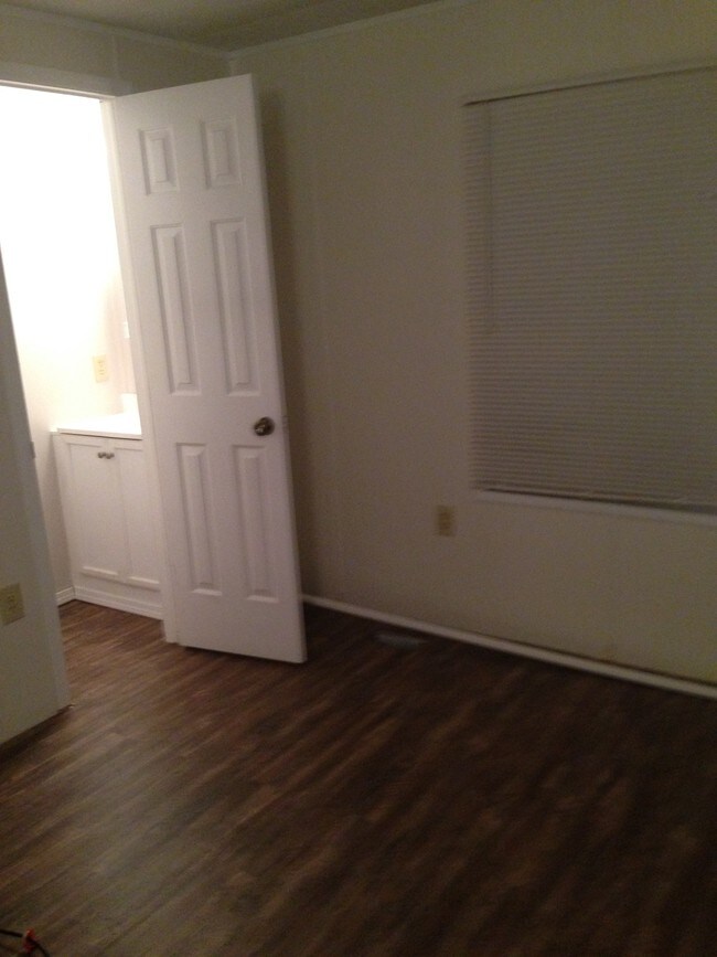 Master bed/bath - 24 Reginald Ln