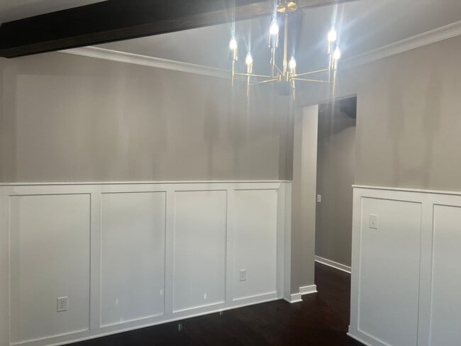 Building Photo - Must See Home In Madison City!