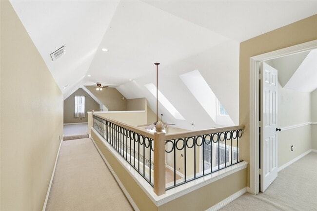 Building Photo - 5518 Australia Ct