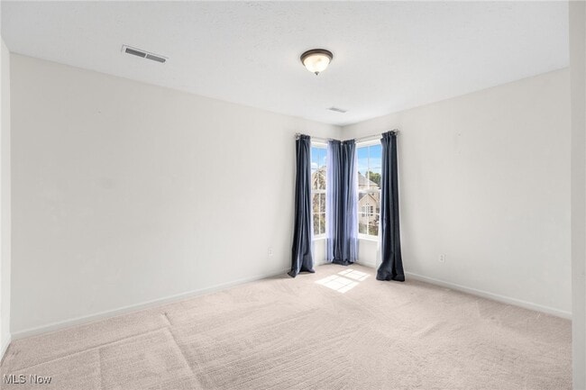 Building Photo - 126 Granite Ct