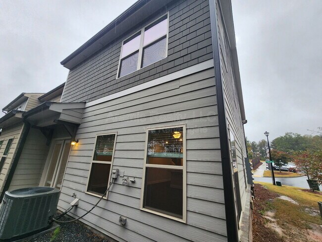 Building Photo - 5208 Pinnacle Walk