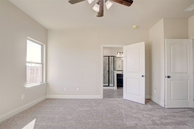 Building Photo - 7819 Cypress Dr