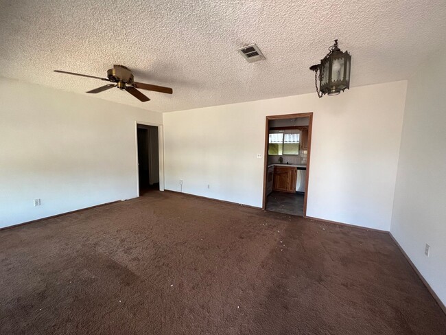 Building Photo - Two Bedroom Home with Garage and Yard For ...