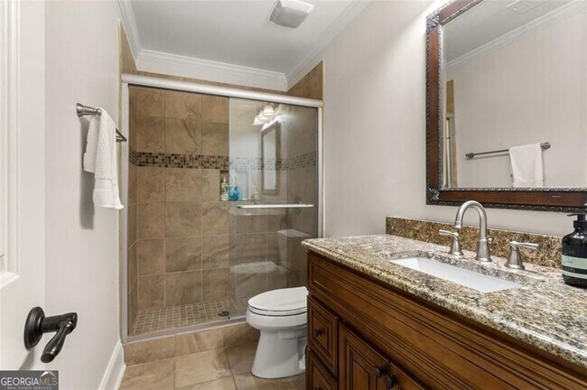 Building Photo - 415 Lyerly Pointe