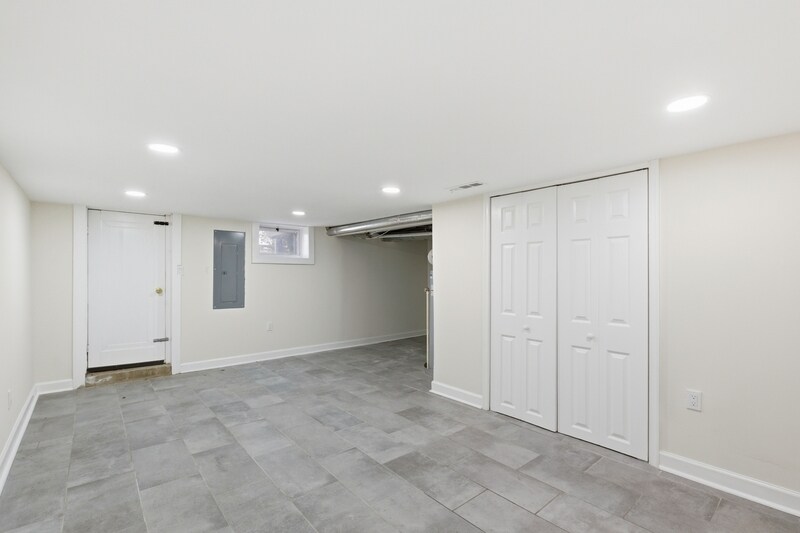 Building Photo - 1843 E 29th St