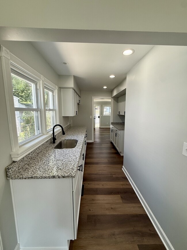 Building Photo - 21486 Audrey Ave