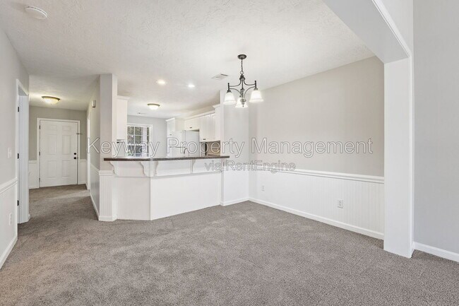 Building Photo - 109 Kousa Ln