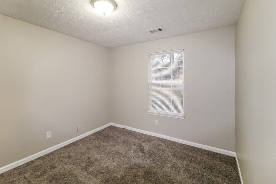 Building Photo - 5913 Clate Ct