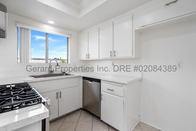 Building Photo - 7242 Toulouse Dr