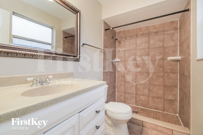 Building Photo - 3021 Dikewood Ct