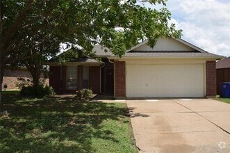 Building Photo - 620 Joy Ln