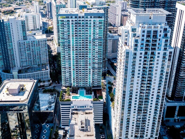 Building Photo - 1080 Brickell Ave