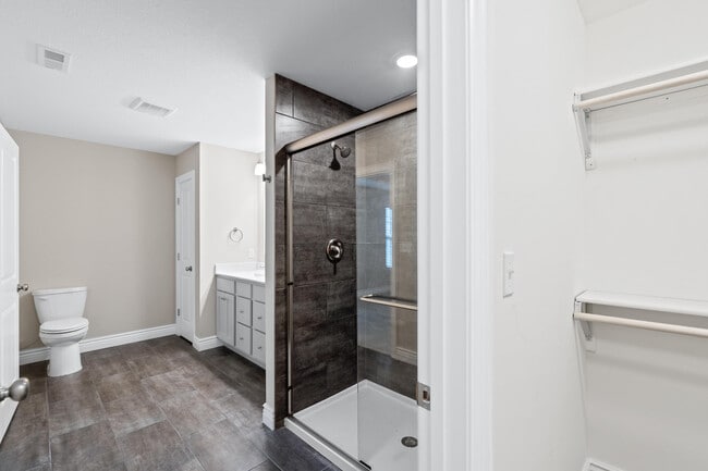 Building Photo - 1451 Spring Mountain Dr