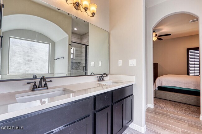 Building Photo - 13772 Newton Ct