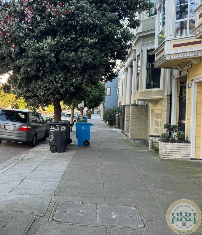 Building Photo - Huge Spacious 1BR|1BA loft in Lower Haight
