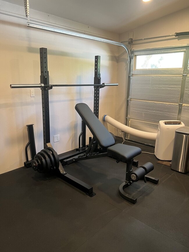 Building Photo - 9415 Mesa Terrace