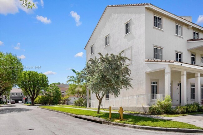 Building Photo - 27503 SW 139th Pl
