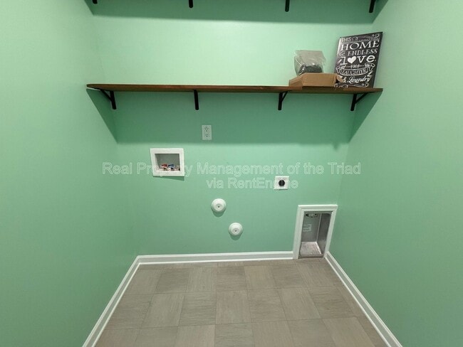 Building Photo - 610 Spaulding St