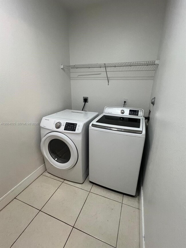 Building Photo - 7570 NW 176th Terrace