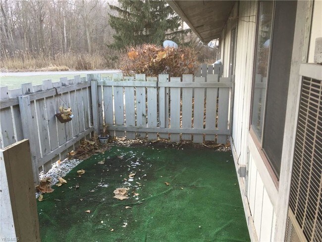 Building Photo - 2821 Mull Ave