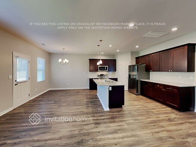 Building Photo - 9907 Paper Tree Rd