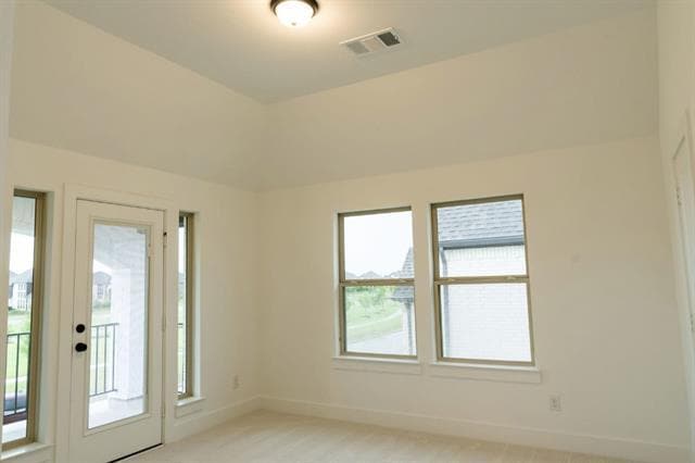 Building Photo - 14902 Hometown Dr