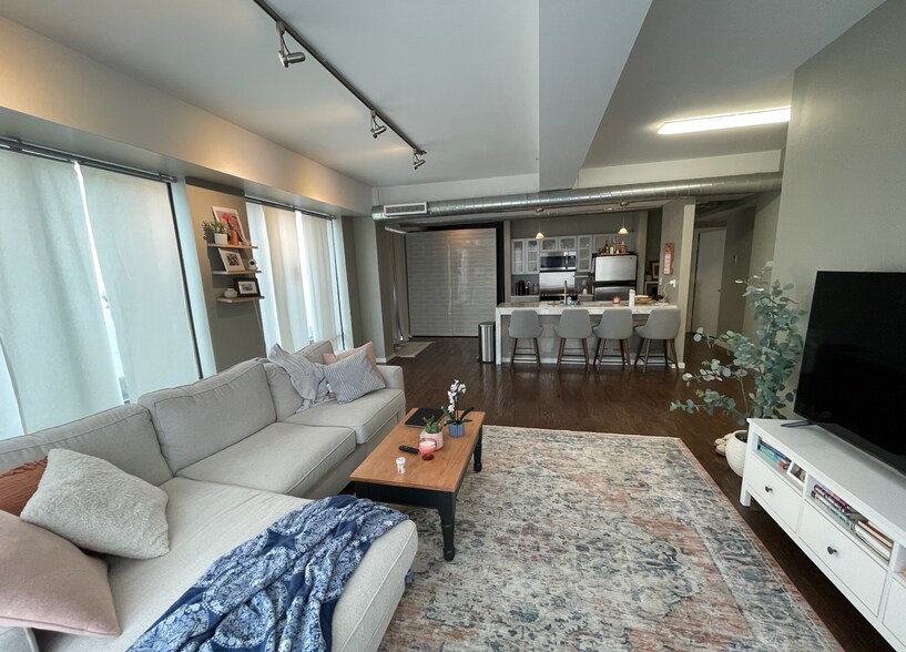 Building Photo - 243 Northampton St