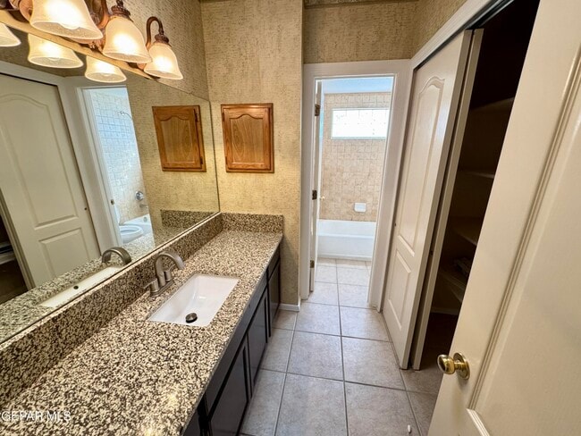 Building Photo - 1029 Granite Trail Ct