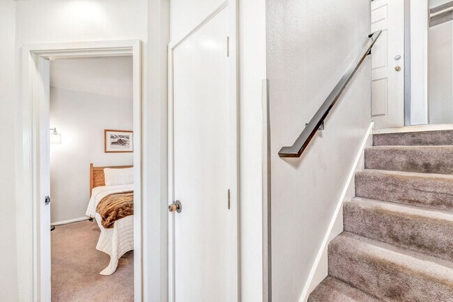 Building Photo - 2160 Mt Werner Cir