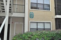 Building Photo - 8786 Key Biscayne Dr