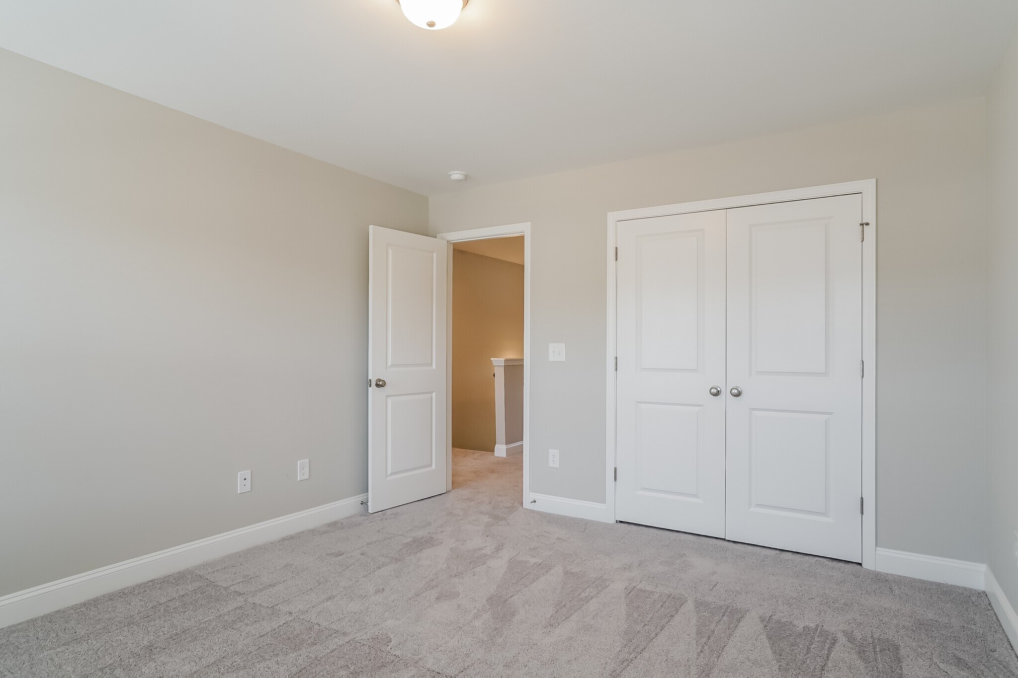 Building Photo - 2853 Summer Townes Wy