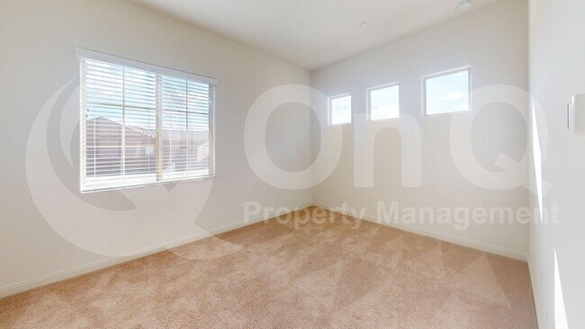 Building Photo - 2714 W Plateau Rdg Dr