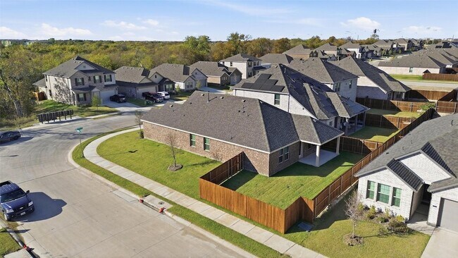 Building Photo - 501 Big Bnd Pkwy