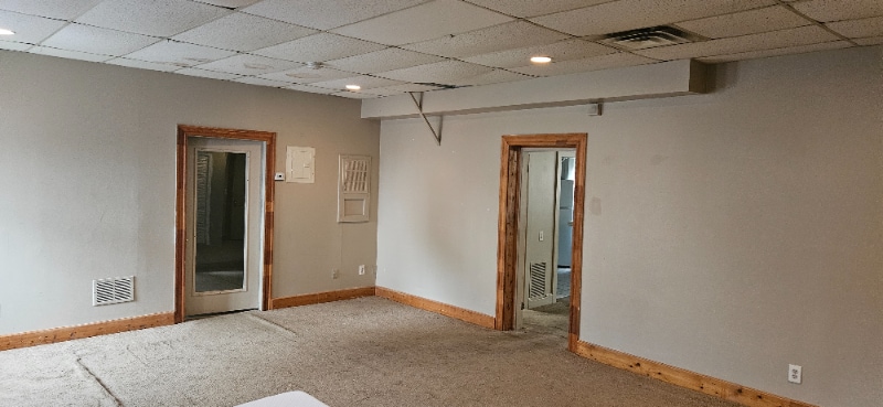 Building Photo - 64 Kenyon St