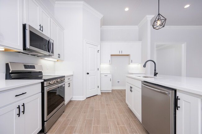 Building Photo - 3632 Ancient Oaks Cir