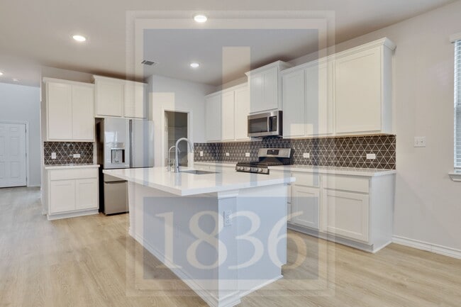 Building Photo - 17609 Chino Ln