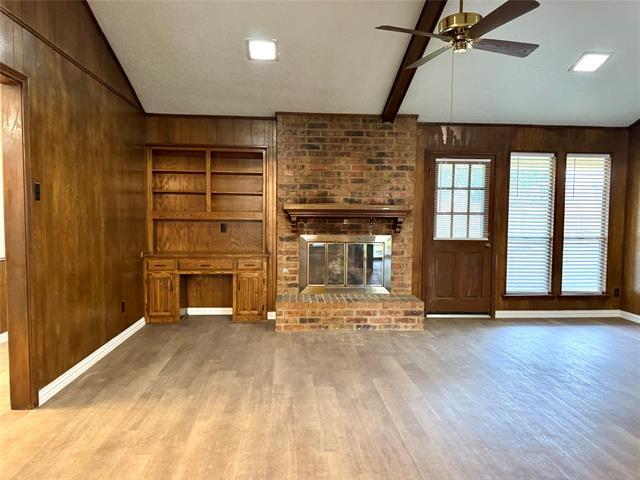 Building Photo - 1925 Glen Hill Dr