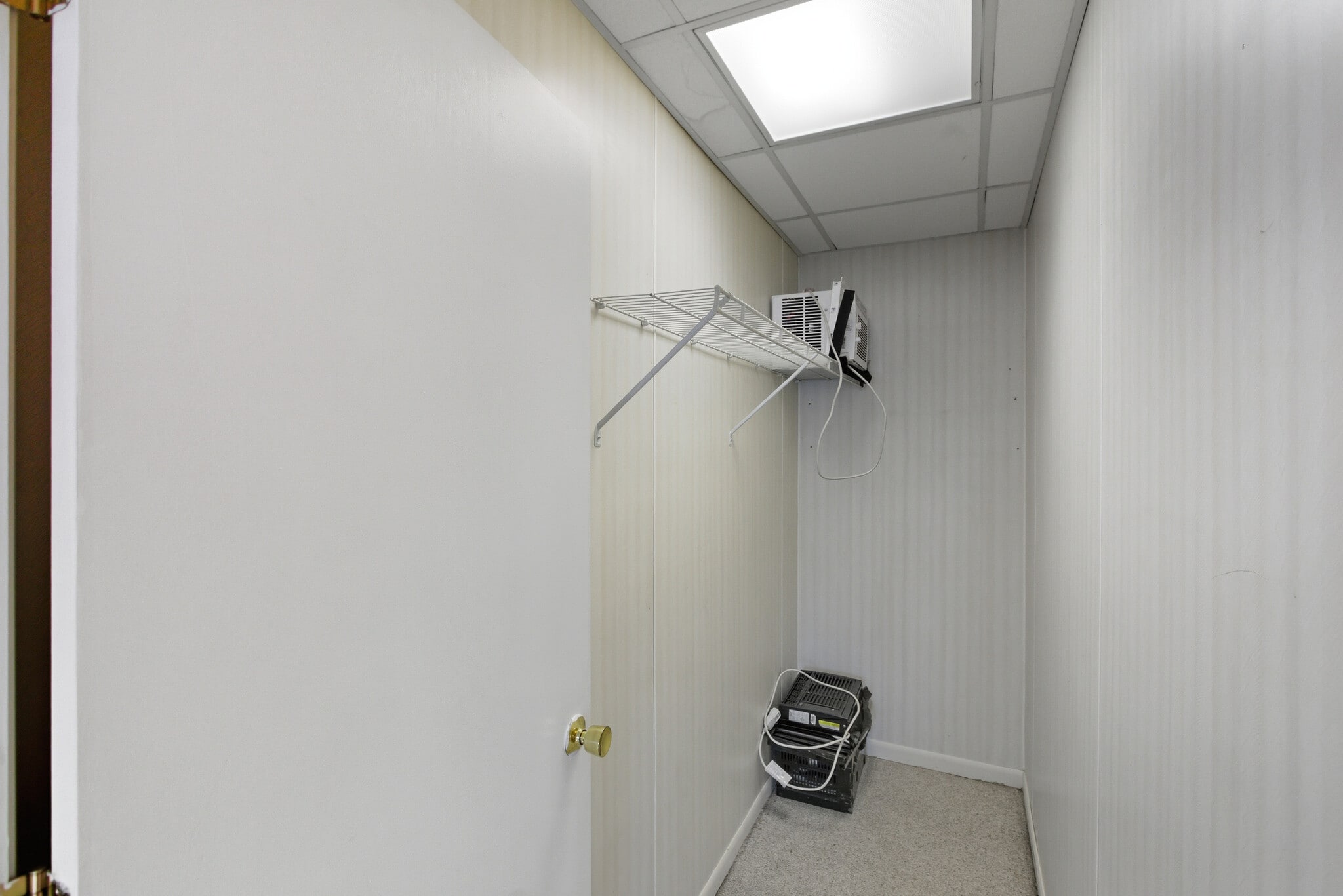 Building Photo - 117 W 1st St