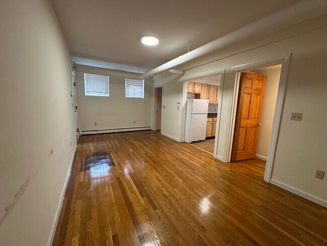 Building Photo - 1 Craigie St