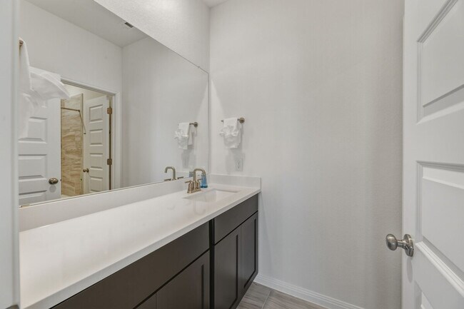 Building Photo - 2017 Ridge Runner Dr