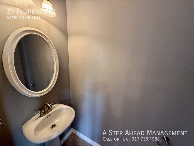 Building Photo - 25 Florence St