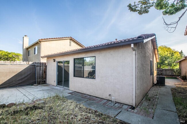 Building Photo - 2728 Almondwood Way