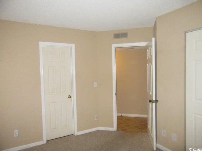 Building Photo - 1100 Possum Trot Rd