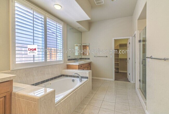 Building Photo - 4 br, 3.5 bath House - 390 Lanfranco Circle