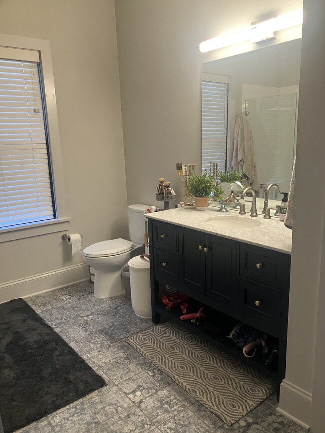 Building Photo - Luxury 1 BR in Fairport Village Available November 2026